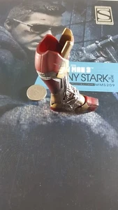 Hot Toys MMS209 Ironman Mechanic 1/6 action figure's armored leg & foot only - Picture 1 of 4
