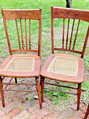 6 sillas de comedor de cocina vintage de roble con respaldo prensado estilo granja Foto 1 de 4