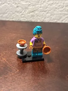 LEGO Collectible Minifigure Series 24 (71037) Potter col420 - Picture 1 of 2