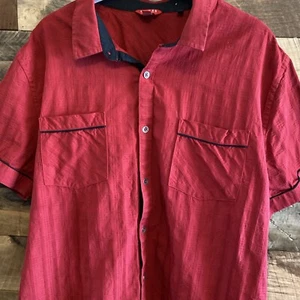 Guess Mens XL Button Up Red And Black Textured Rockabilly - Picture 1 of 10