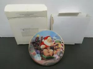 AVON - Avon Fine Collectibles - A Visit with Santa Ornament - 2001 - Picture 1 of 7