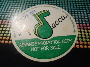 Amber And The Deep South Dance Band - "Love Attack / Dancin' Place" 12" Single - Picture 1 of 3