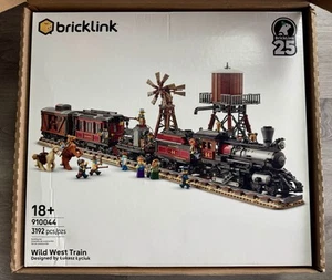 LEGO Bricklink Designer Program Wild West Train 910044 Water Tower 12 Minifigure - Picture 1 of 6