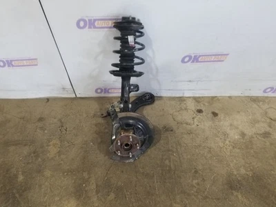 Toyota Camry XSE 20 2020 2,5 L tracción delantera suspensión izquierda conductor Foto 1 de 4