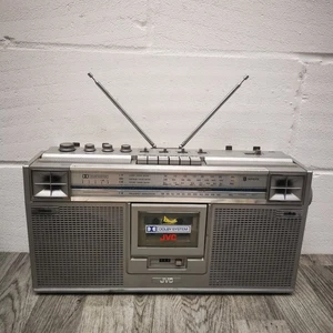 JVC Stereo Radio Cassette Recorder - Silber & Grau - Nur Gerät (RC-656LB) - Bild 1 von 14