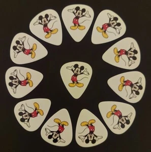Mickey Mouse Gitarren-Plektren (12 Plektren) - (Kaufen Sie 2, sparen Sie 50 % auf 2.) - Bild 1 von 1