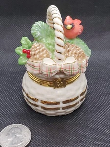 Rare Lenox Treasures Exclusive Edition Wintry Tidings.Trinket Box - Picture 1 of 9