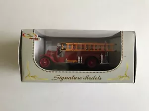 1926 Ford Model T Fire Engine Red 1/32 Diecast Signature Models 32313 - Picture 1 of 9