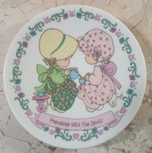Vintage 1994 Enesco Momenti Preziosi L'amicizia Colpisce il Macchia Cofano Prairie Trinket - Foto 1 di 4