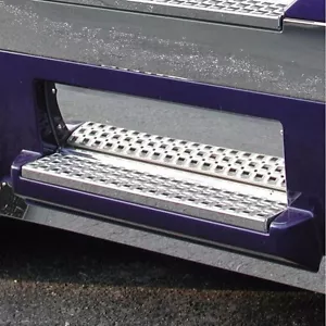 2003+ Volvo VN Stainless Steel Front Lower Step Kick Plate - Picture 1 of 2