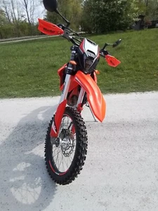 Beta RR 125 LC Enduro, rot, 4-Takt - Bild 1 von 8