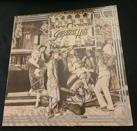 ALICE COOPER SIGNED GREATEST HITS VINYL SCHOOLS OUT FOR SUMMER W/COA+PROOF WOW Cover