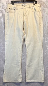 Levi's Strauss Signature Jeans Women's Size 16M Khaki Stretch Bootcut Casual EUC - Picture 1 of 11