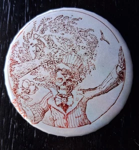 Grateful Dead Bottone Spilla Scheletro Corona di Rose Vintage OOAK - SOLO UNO! - Foto 1 di 9