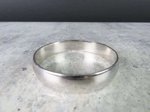 Brazalete Monet tono plata acabado brillante se adapta a muñeca promedio a pequeña - Imagen 1 de 5