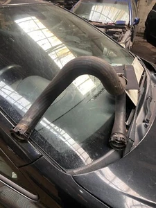 Tubo de entrada intercooler Vauxhall Corsa E 2015-On 1.0 gasolina B10XFT 13403240 - Imagen 1 de 2