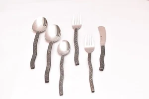 New Wave Gourmet Impostazioni Cucchiai Acciaio Forgiato Forchette Coltello Posate Assortite 6 pz - Foto 1 di 16