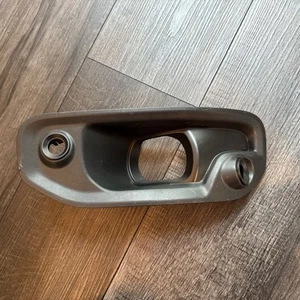 2019 2022 Dodge Ram Left Fog Light Bezel OEM 68335091AB B - Picture 1 of 8