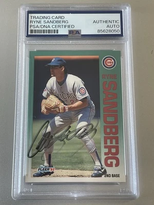 Ryne Sandberg 1992 Fleer #389 Autograph Signed Auto - PSA COA Cubs HOF - Image 1 of 2