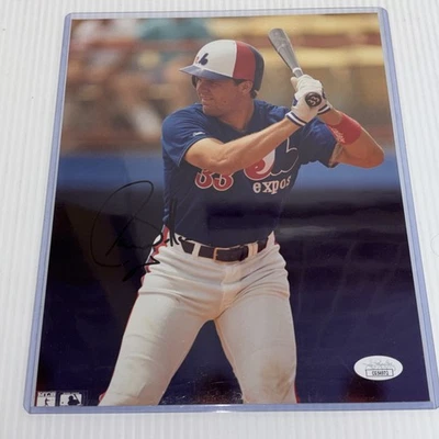 Larry Walker VINTAGE SIGNED MONTREAL  EXPOS 8 X 10 Photo HOF 2020 - JSA COA B - Image 1 of 4