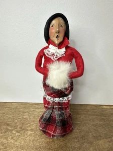 Byers Choice The Carolers 1993 Lady w/ Hand Muff Grandmother Red Signed Numbered - Picture 1 of 7