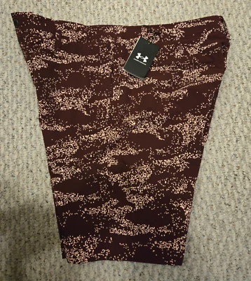 Pantalones cortos de golf Under Armour para hombre 36 estampados UA entrepierna de 10 pulgadas granate 1377303 600 Foto 1 de 4