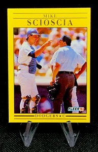 1991 Fleer Mike Scioscia #219 Los Angeles Dodgers - Picture 1 of 2