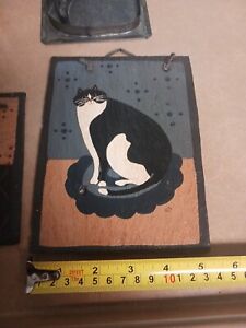   2 Cat Slate Wall Plaques And 2 Tin Kitties