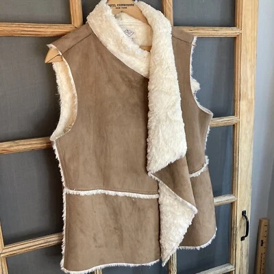 Saint Johns Bay Faux Leather Faux Fur Lined Vest Size L - Image 1 of 4