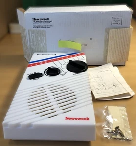 NOS 1988-89 BATHSOUND WATER RESISTANT AM RADIO Newsweek * Works! RA061 HK - Picture 1 of 7