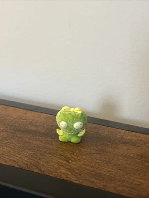 Bin Monsters Special Edition Sore Berry #178 Trash Pack Special Edition - Image 1 of 4