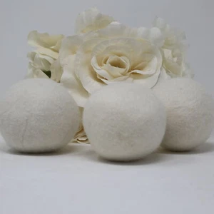 Organic Handmade EXTRA LARGE New Zealand Wool Dryer Balls Natural Sets - Picture 1 of 4