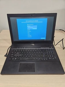 ASUS ROG GU501GM Gaming Laptop - Picture 1 of 3