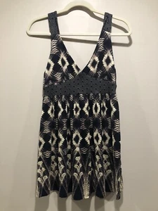 Urban Outfitters Abito Ecote Medium Bianco e Nero - Foto 1 di 4