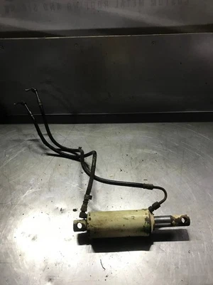 Bomba hidráulica John Deere 112 Kohler K241 10 HP cilindro de elevación Ram Foto 1 de 4