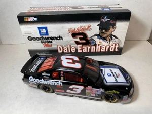 Action Dale Earnhardt 1999 Monte Carlo GM Service Plus Sign 1:24 Diecast & Box - Picture 1 of 18