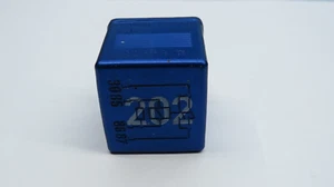 AUDI A4 A6 A8 / VW Golf - Relais Nr.202 8A0951253 SHO 899587 / 12V 70A / BLUE - Picture 1 of 5
