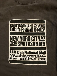 Smithsonian Folklife Festival 2001 New York City Medium T-Shirt Pre Owned - Picture 1 of 7