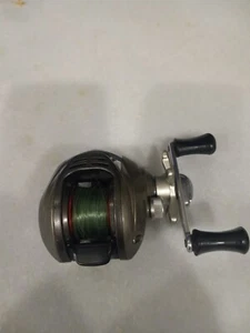 Pinnacle Vertex Pro Baitcaster, RH - Photo 1/2