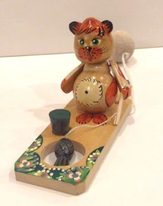 Linden Wood Russian Bogorodskoe Animated Toy Bears "Сat Fisherman" Folk Art - Picture 1 of 3