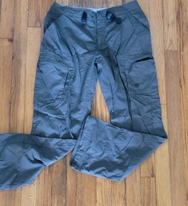 Mountain Hardwear Womens Belted Hiking Pants Nylon Outdoor green Size 6 - Picture 1 of 9