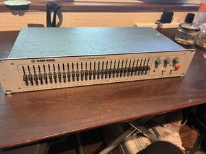 Klark Teknik DN300 Graphic Equalizer Used Tested and Works - Picture 1 of 5