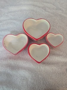 Tazas medidoras de cerámica en forma de corazón Fresh Decor - 1c, 1/2c, 1/3c, 1/4c - Imagen 1 de 10