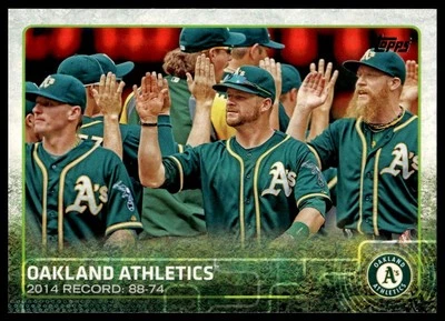 2015 Topps #33 Oakland Athletics - Image 1 of 2