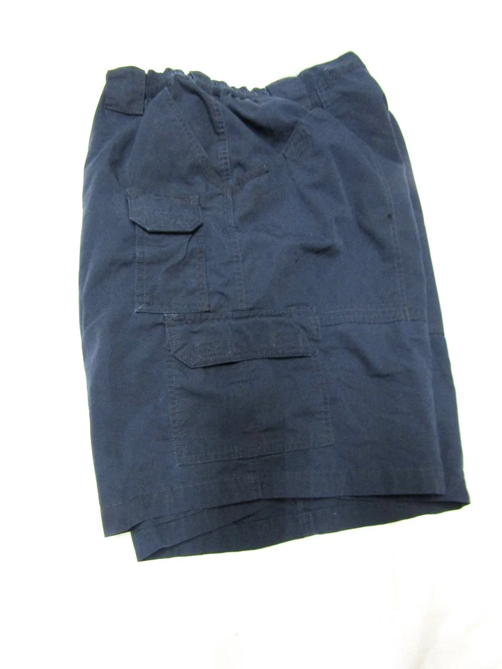 (2X) 5.11 Tactical Cargo Shorts Police Security, Size 42 , Dark Navy - Used - Image 1 of 4