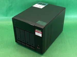 QNAP TS-473A - 4 Bay Ryzen Desktop NAS Diskless - No Drives - LOW HOURS - Picture 1 of 8