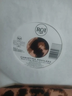 CHRISTINA AGUILERA-(45)- WHAT A GIRL WANTS (RADIO EDIT) / GENIE IN A BOTTLE-1999 Foto 1 de 2