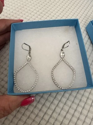 Pendientes Cristales de Piedra de Toque CABEZAS GIRATORIAS Cristales Chapado en Rodio Foto 1 de 4