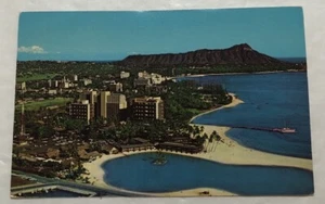 Hilton Hawaii Village Honolulu, Hawaii. Postcard (O2) - Picture 1 of 2