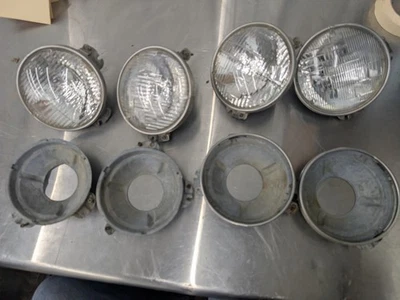 Juego de 4 cucharones de faros Plymouth Fury 1967 Foto 1 de 4